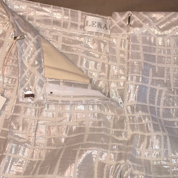 Lerario Beatriz Silver Metallic Shorts Size 6 NWT - Picture 6 of 8